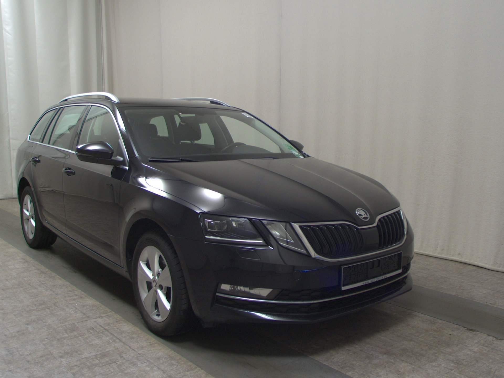 Skoda Octavia Kombi 2.0 TDI Style Navi LED 3