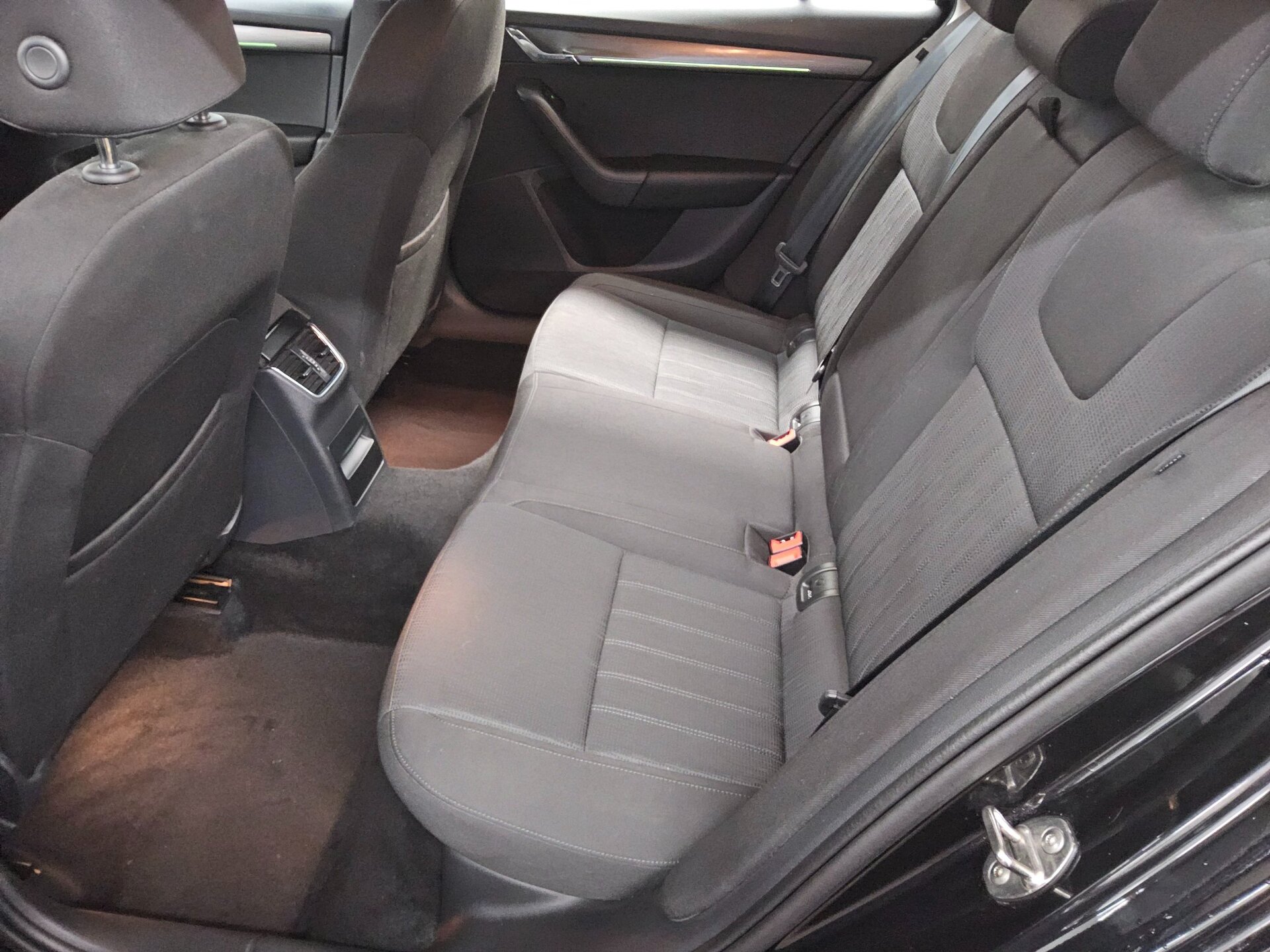 Skoda Octavia Kombi 2.0 TDI 13