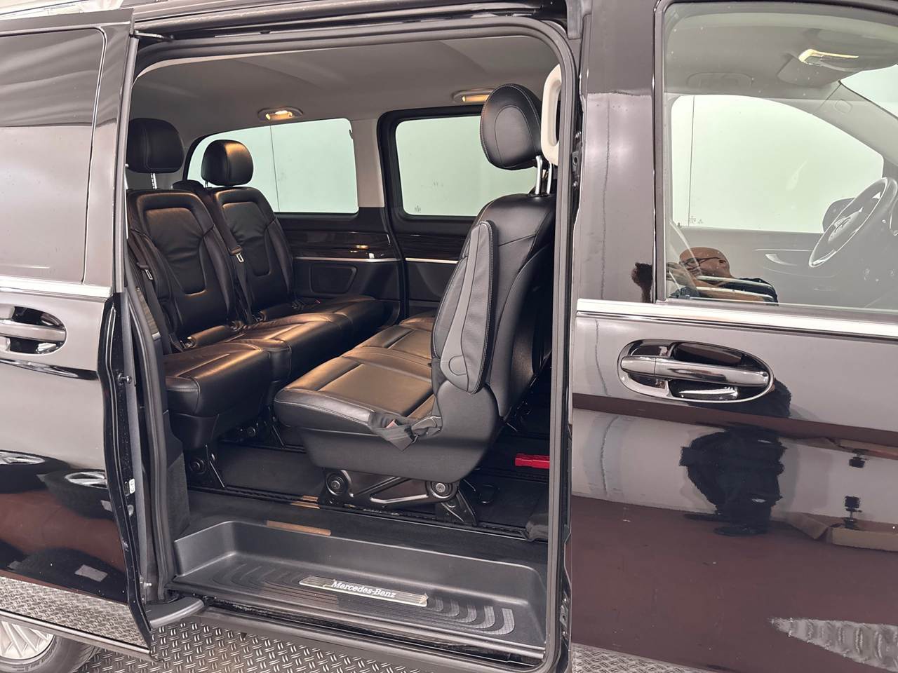 Mercedes-Benz V 250 Lang d Avantgarde NAVI SHZ RFK LED LEDER 8