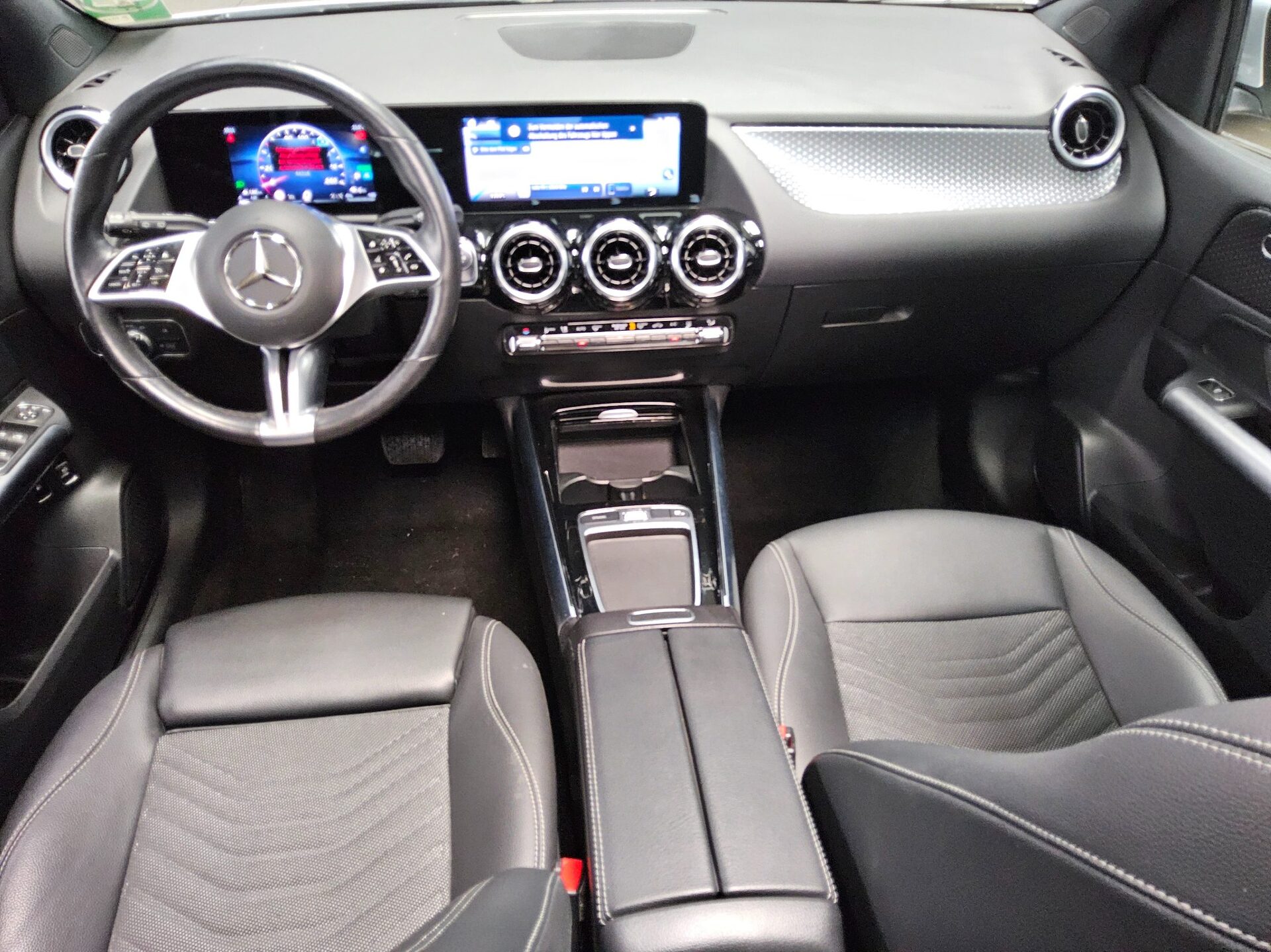 Mercedes-Benz B 250 e Progressive Navi LED MBUX+ Pano Leder AHK 5
