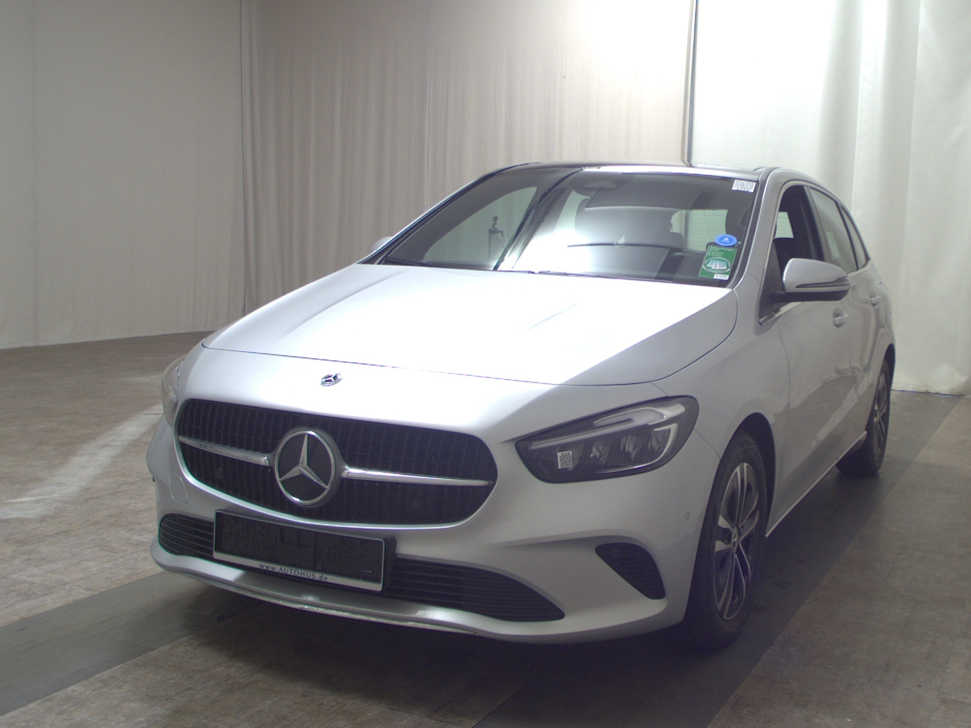 Mercedes-Benz B 250 e Progressive Navi LED MBUX+ Pano Leder AHK 2