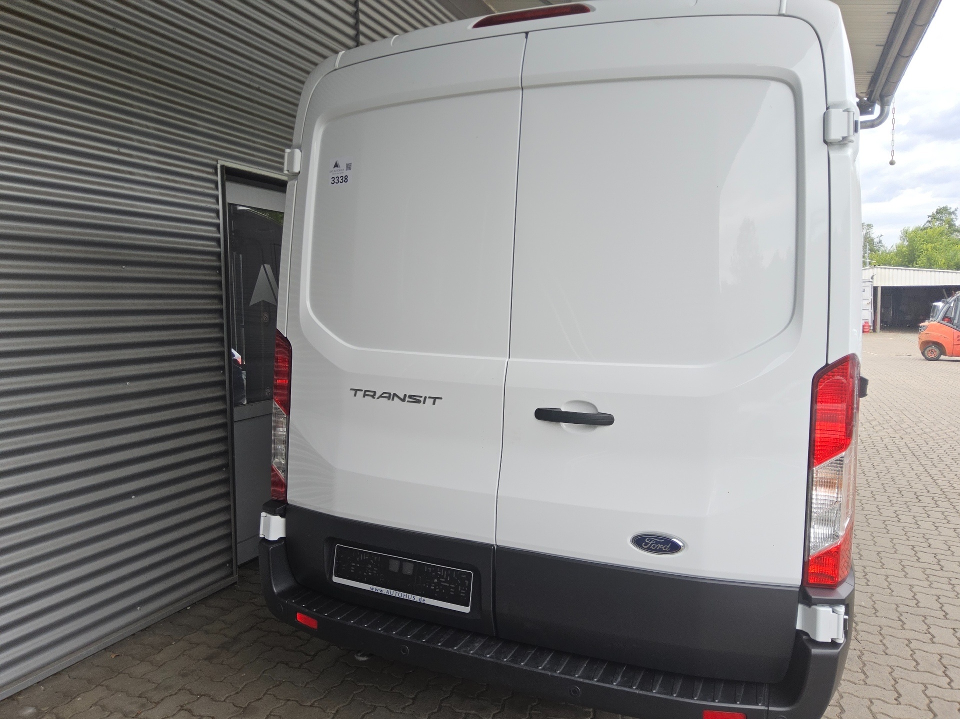Ford Transit FT 350 2.0 TDCi Trend Shz PDC 10