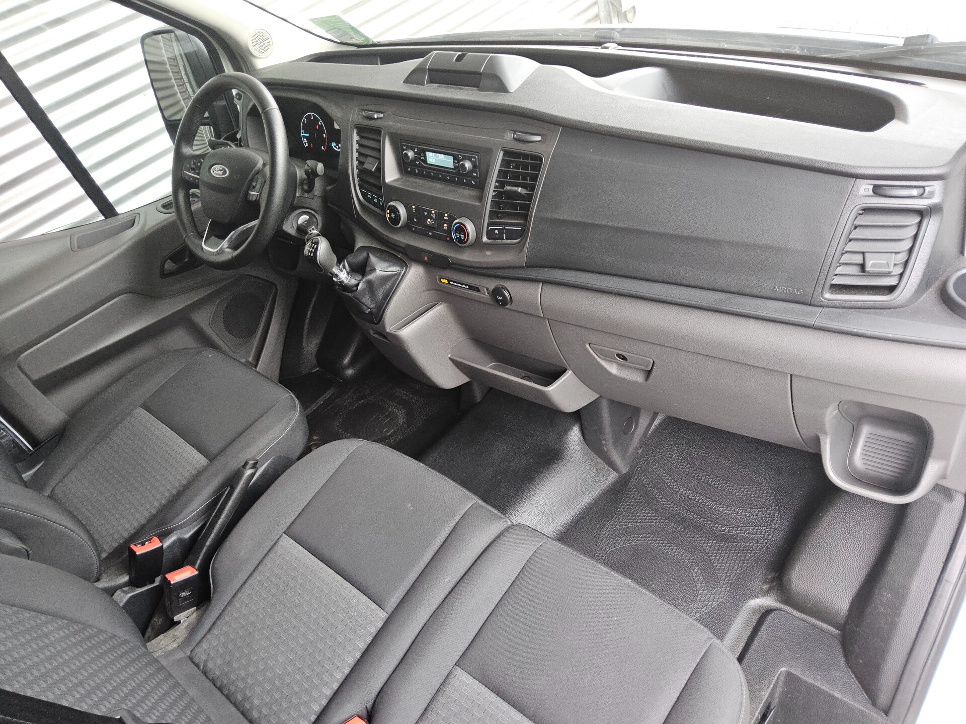 Ford Transit FT 350 2.0 TDCi Trend Shz PDC 5