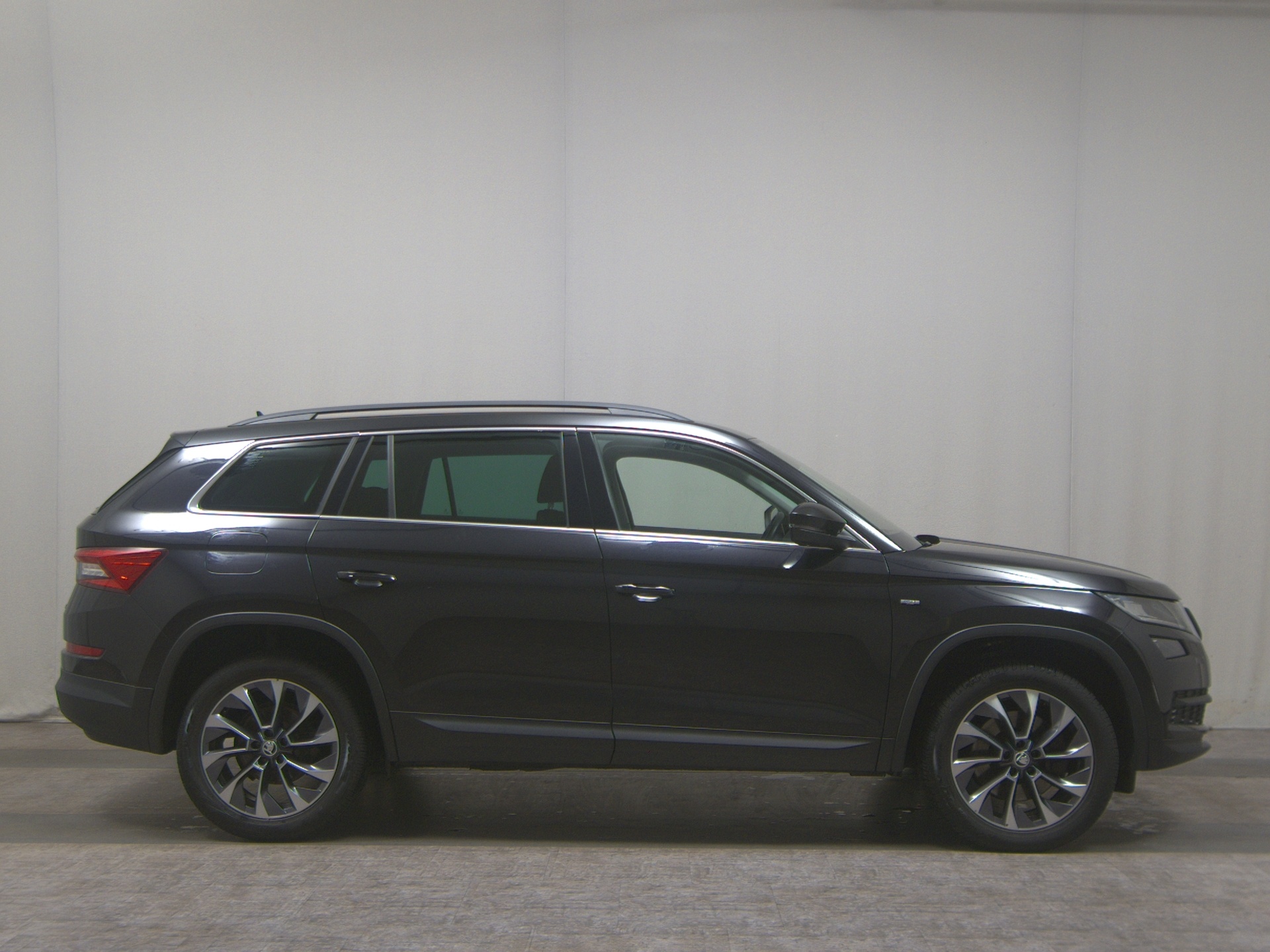 Skoda Kodiaq 2.0 TDI 4x4 Drive Navi LED vc ACC StHzg