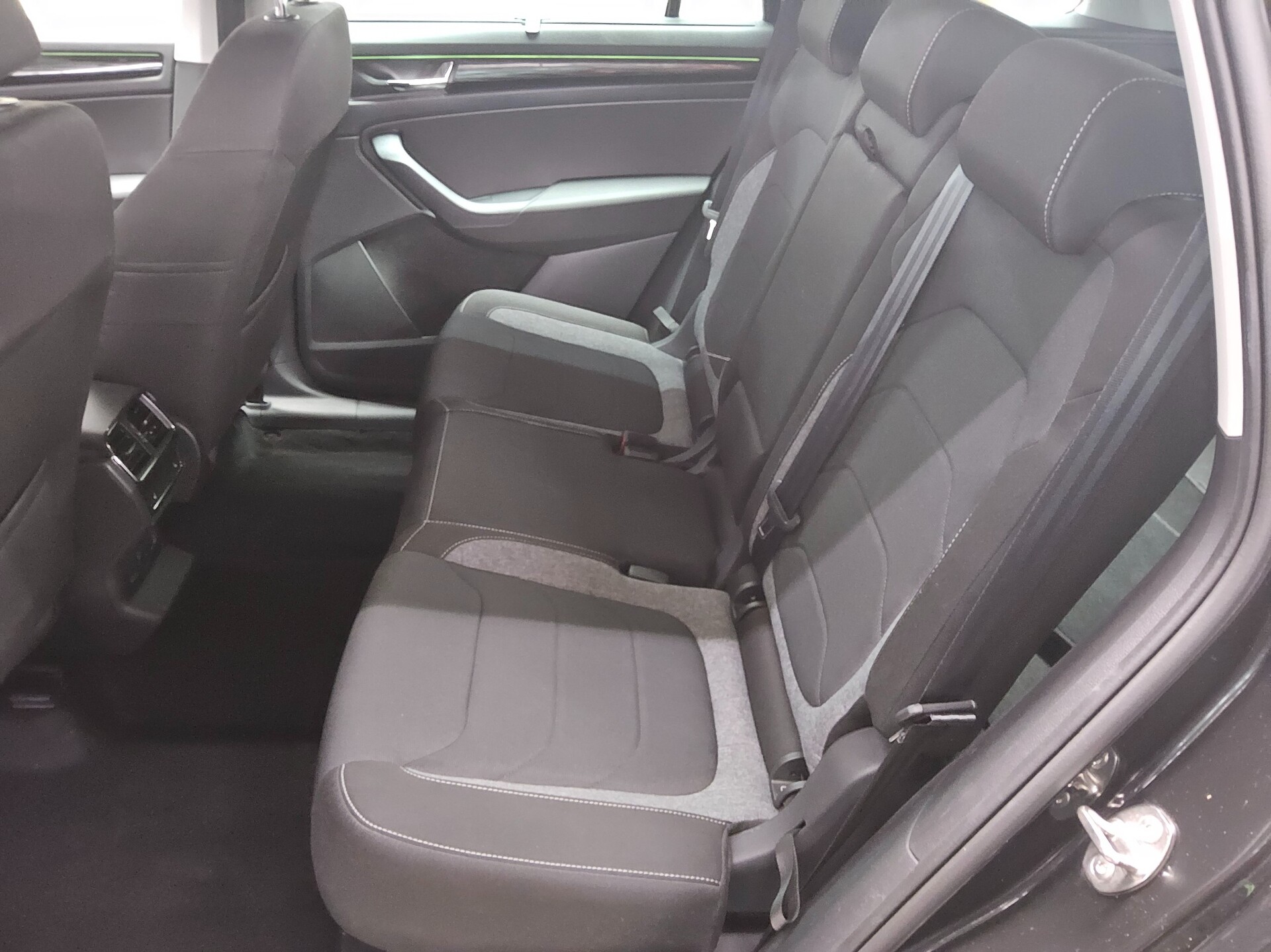 Skoda Kodiaq 2.0 TDI 4x4 Drive Navi LED vc ACC StHzg 13