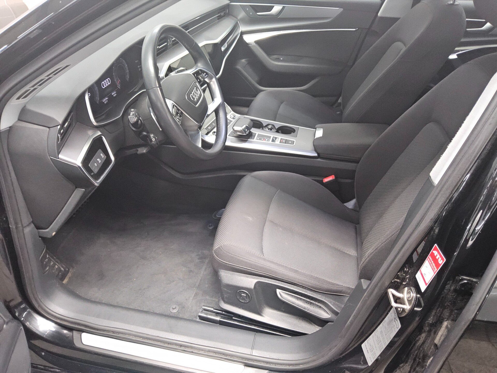 Audi A6 Avant 35 TDI Navi LED virtual Sound AHK 9