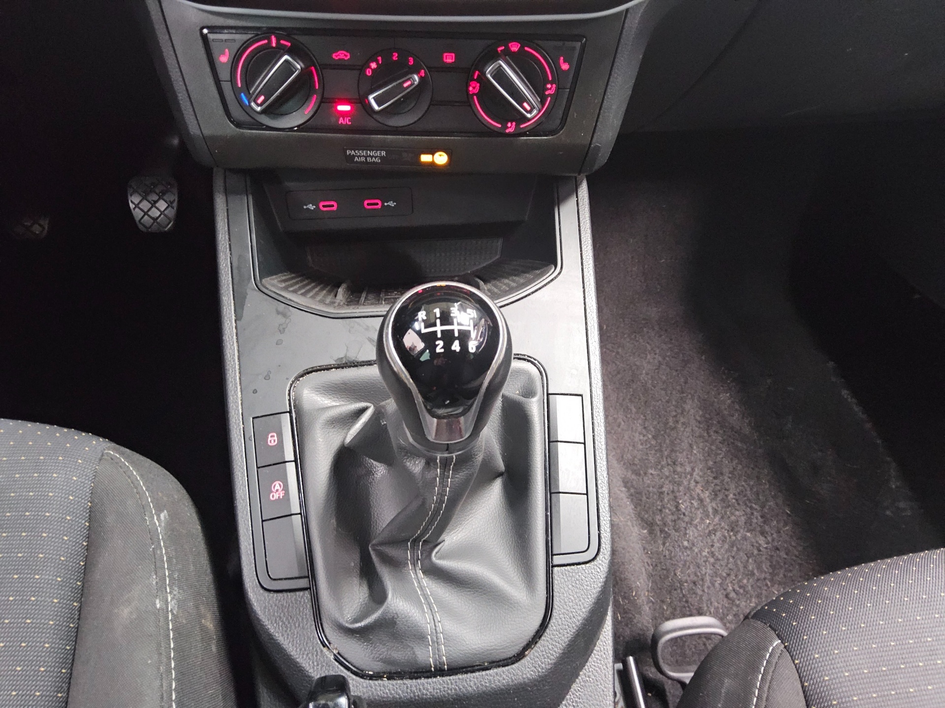 Seat Ibiza 1.0 TSI Style Navi LED ACC Rückfahrkamera 6