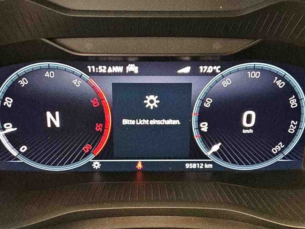 Skoda Kodiaq 2.0 TDI Style NAVI CARPLAY KLIMAAUT RFK ACC 8