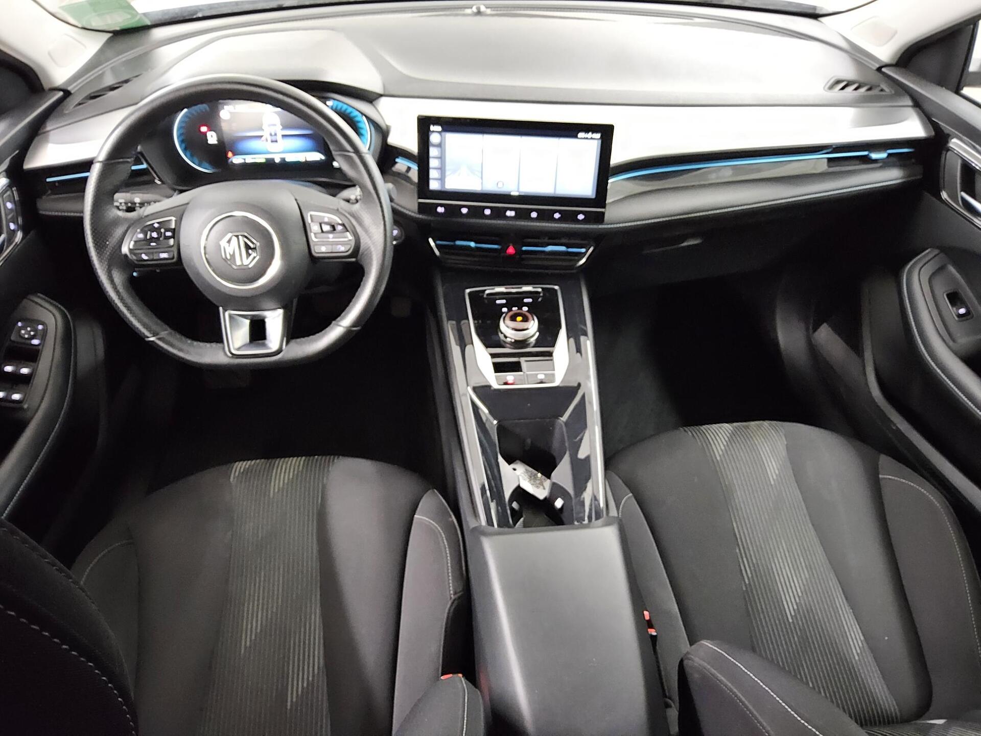 MG MG5 Navi LED Shz PDC 5