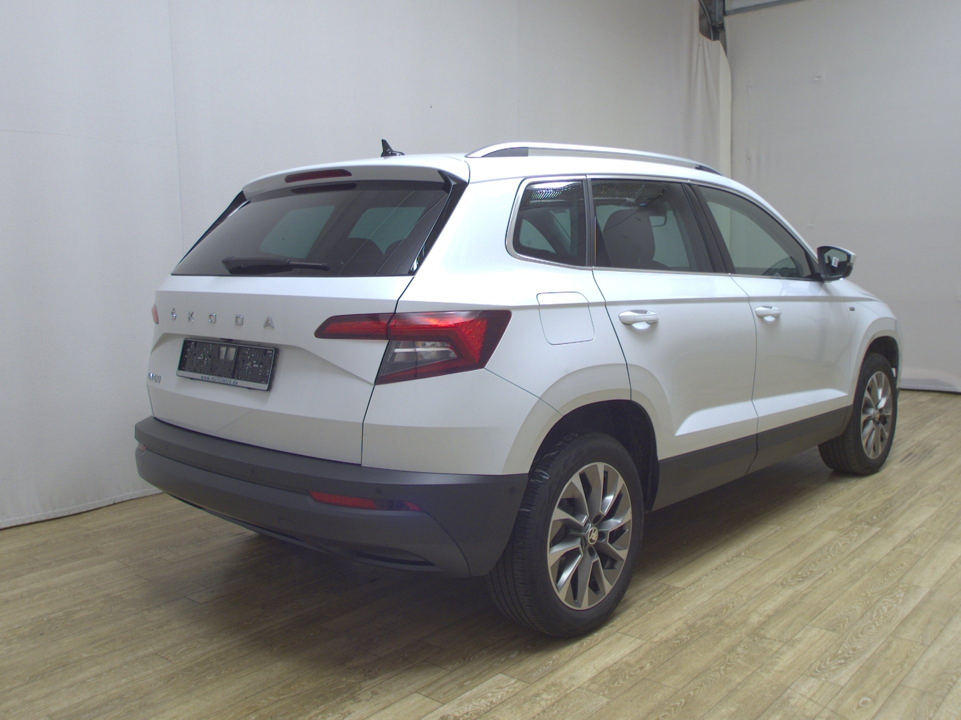 Skoda Karoq 1.5 TSI Clever Navi LED RfK ACC PDC Shz 4