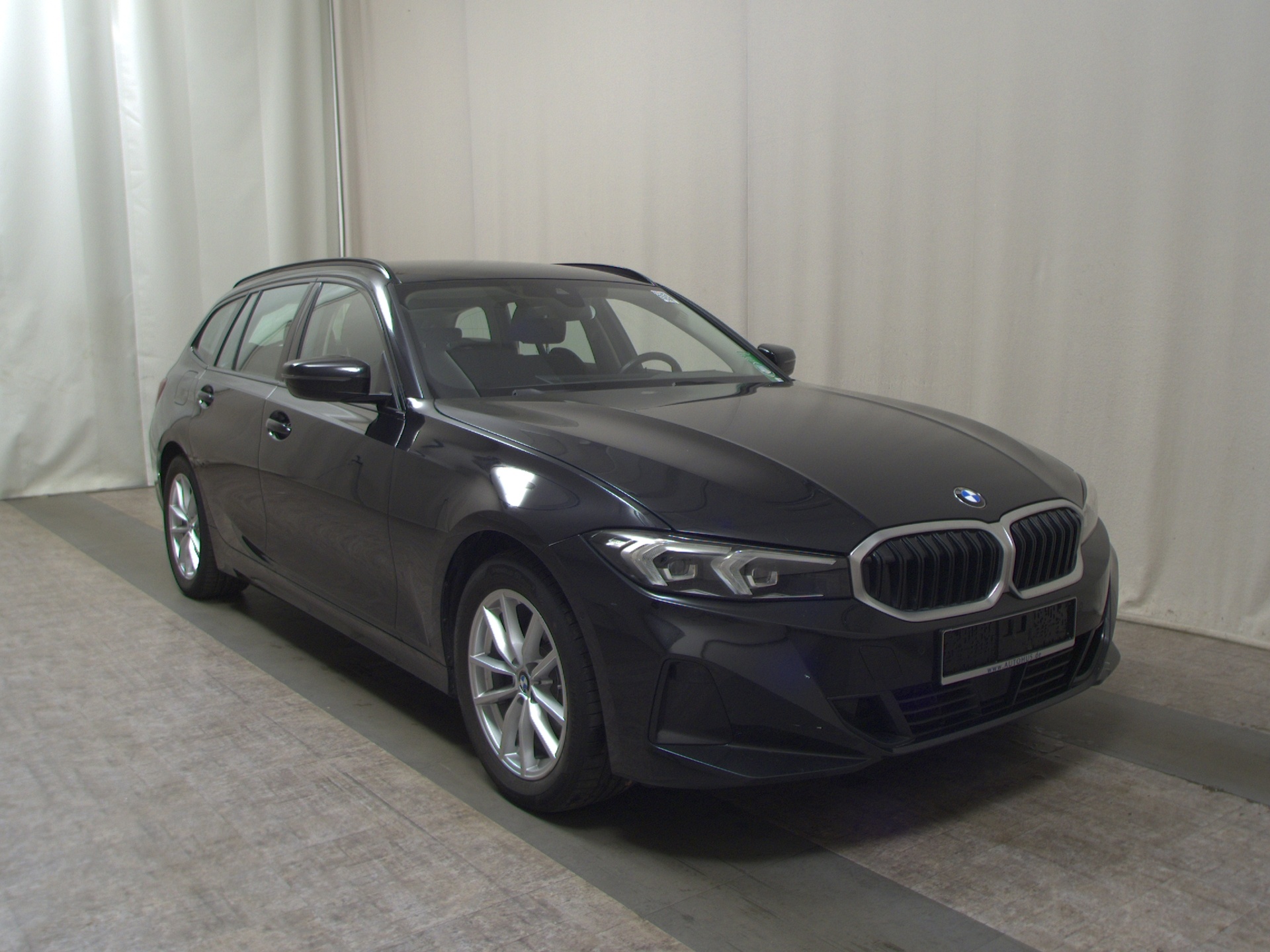 BMW 320d Touring Navi LED Shadow Shz RFK 3