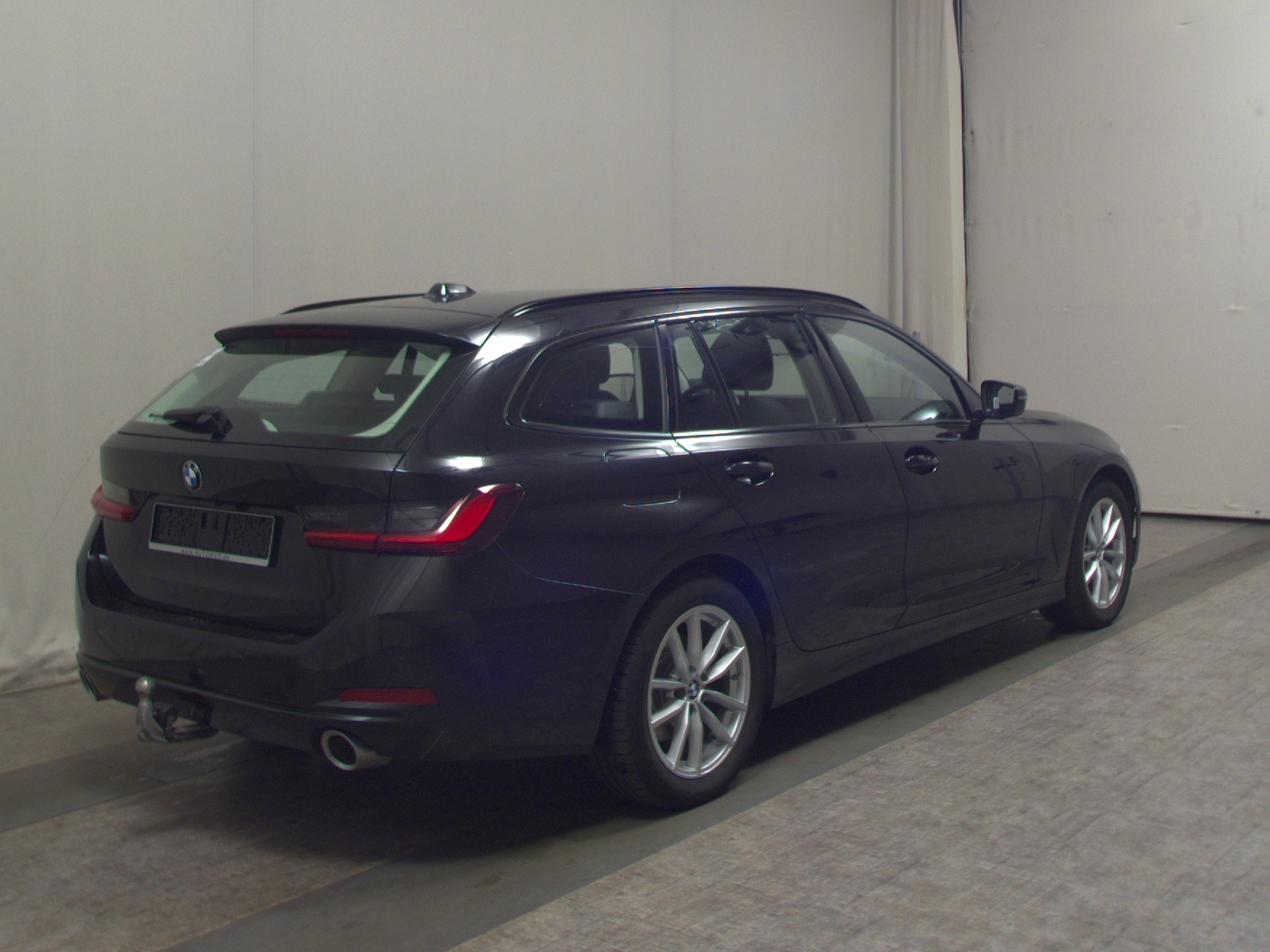 BMW 320d Touring Navi LED Shadow Shz RFK 4