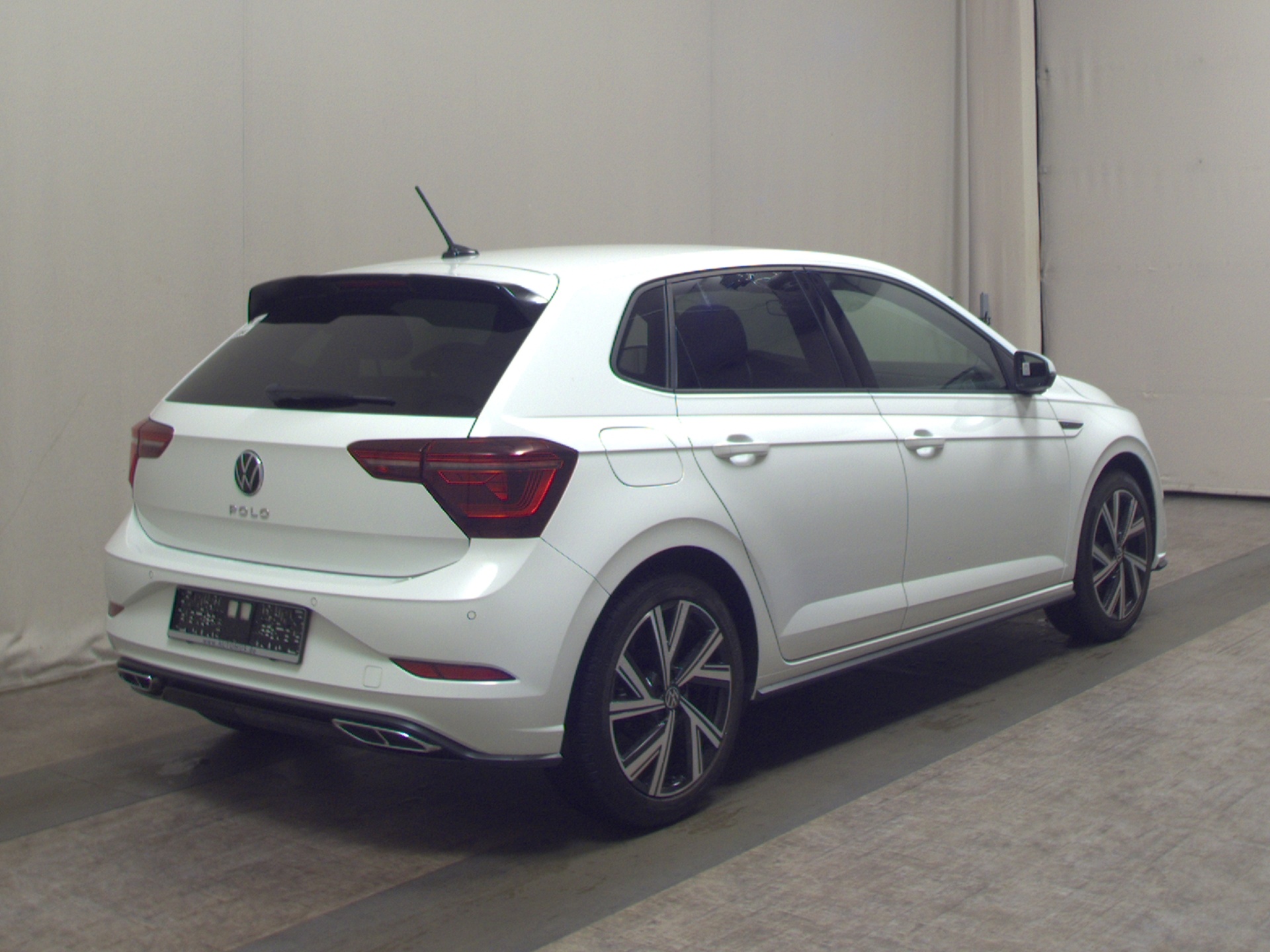 Volkswagen Polo 1.0 TSI R-Line LED PDC Shz 4