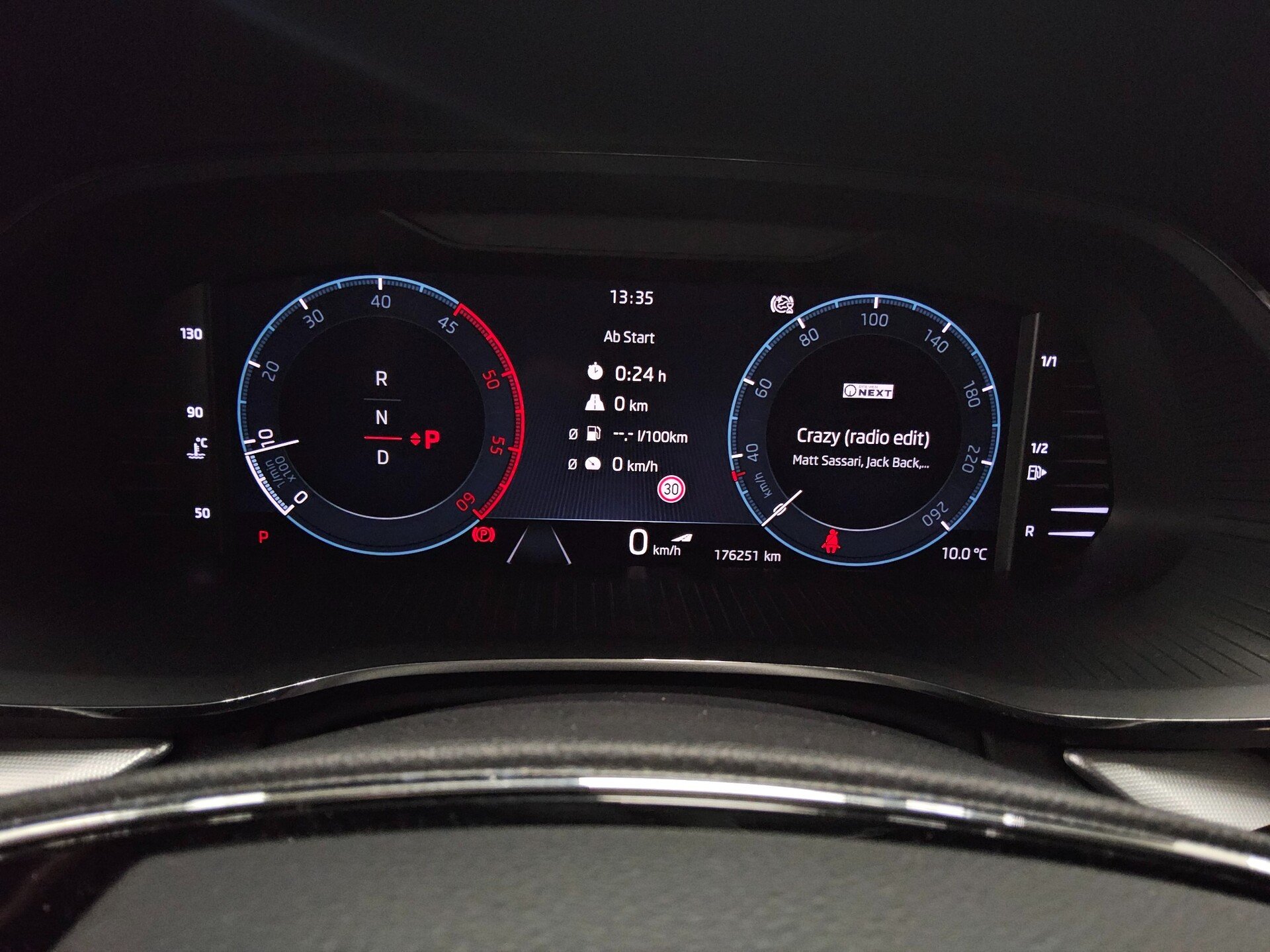 Skoda Octavia Kombi 2.0 TDI Ambition Navi vc RFK LED+ 8