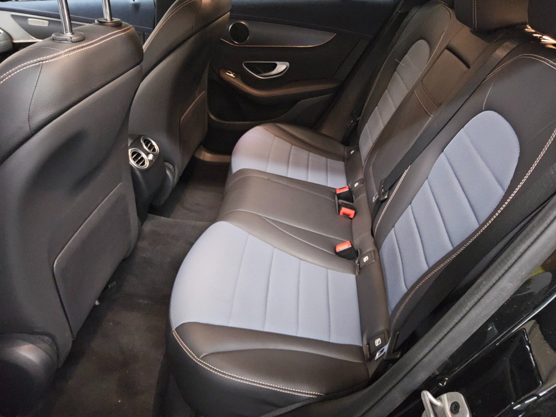 Mercedes-Benz EQC 400 4M T-Leder Navi LED RFK 13