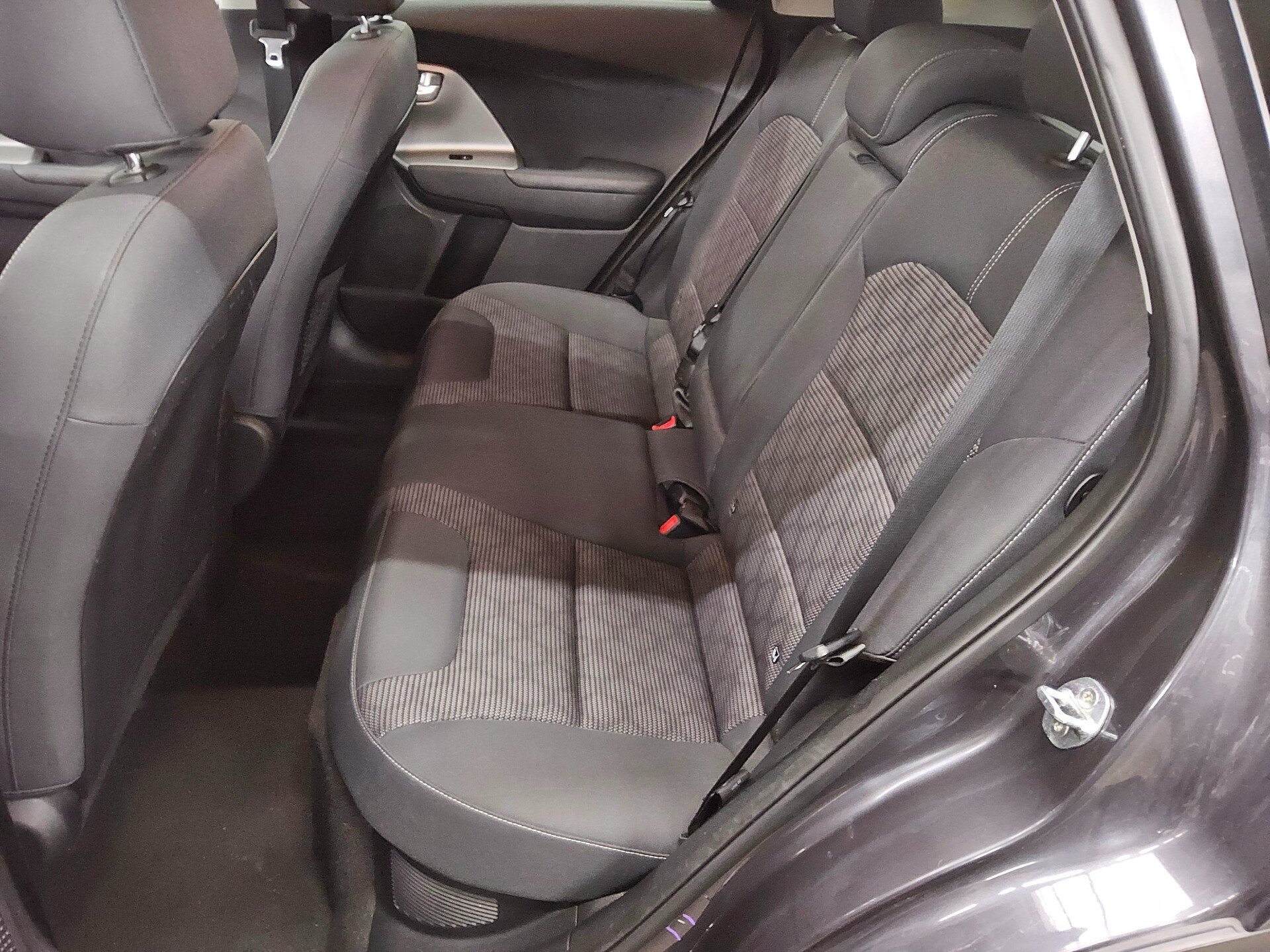 Kia Niro 1.6 Hybrid Edition 7 RfK PDC Shz Tempo 13