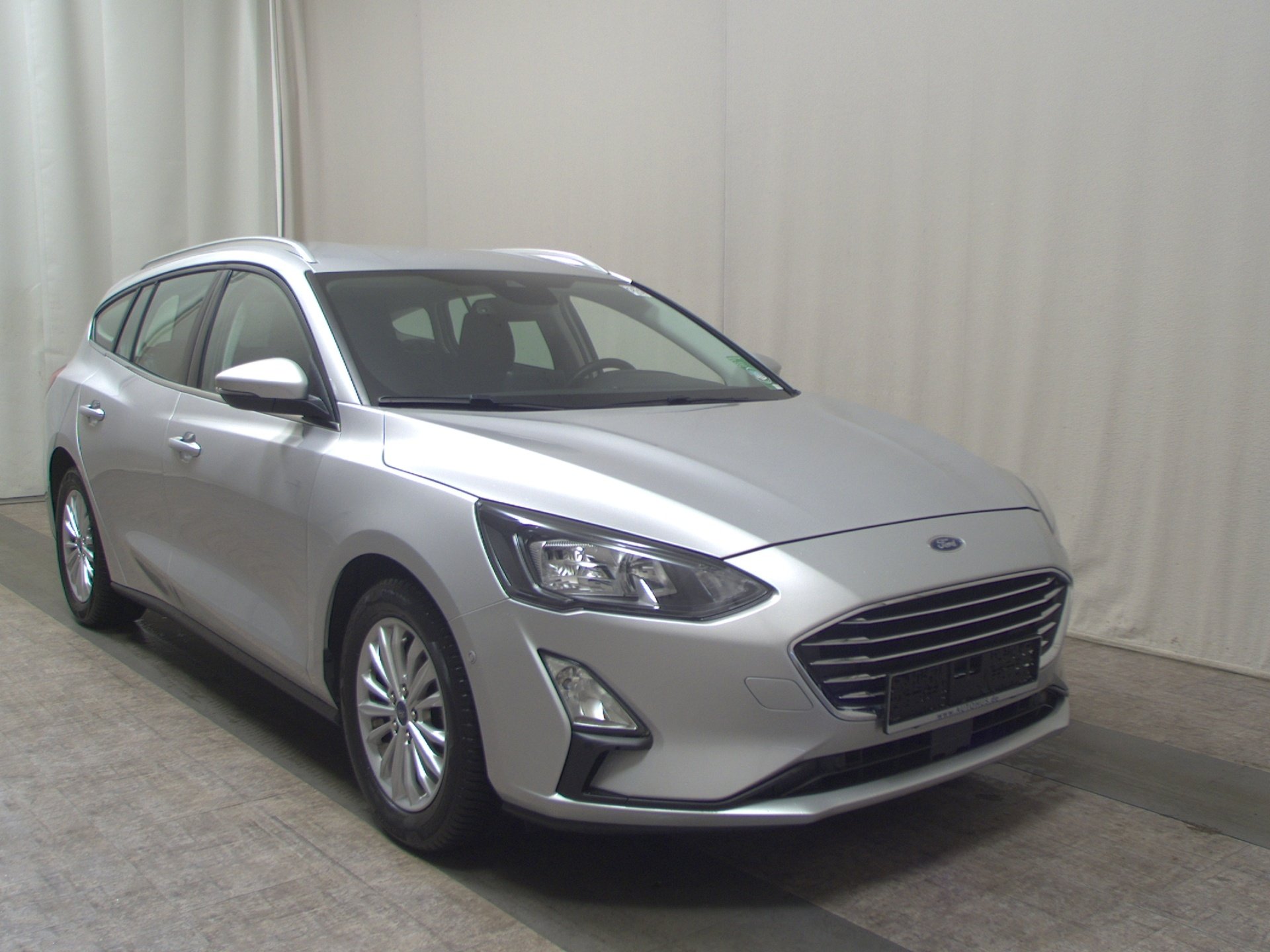 Ford Focus Turnier 1.0 EB Titanium Navi LED RFK Shz 3