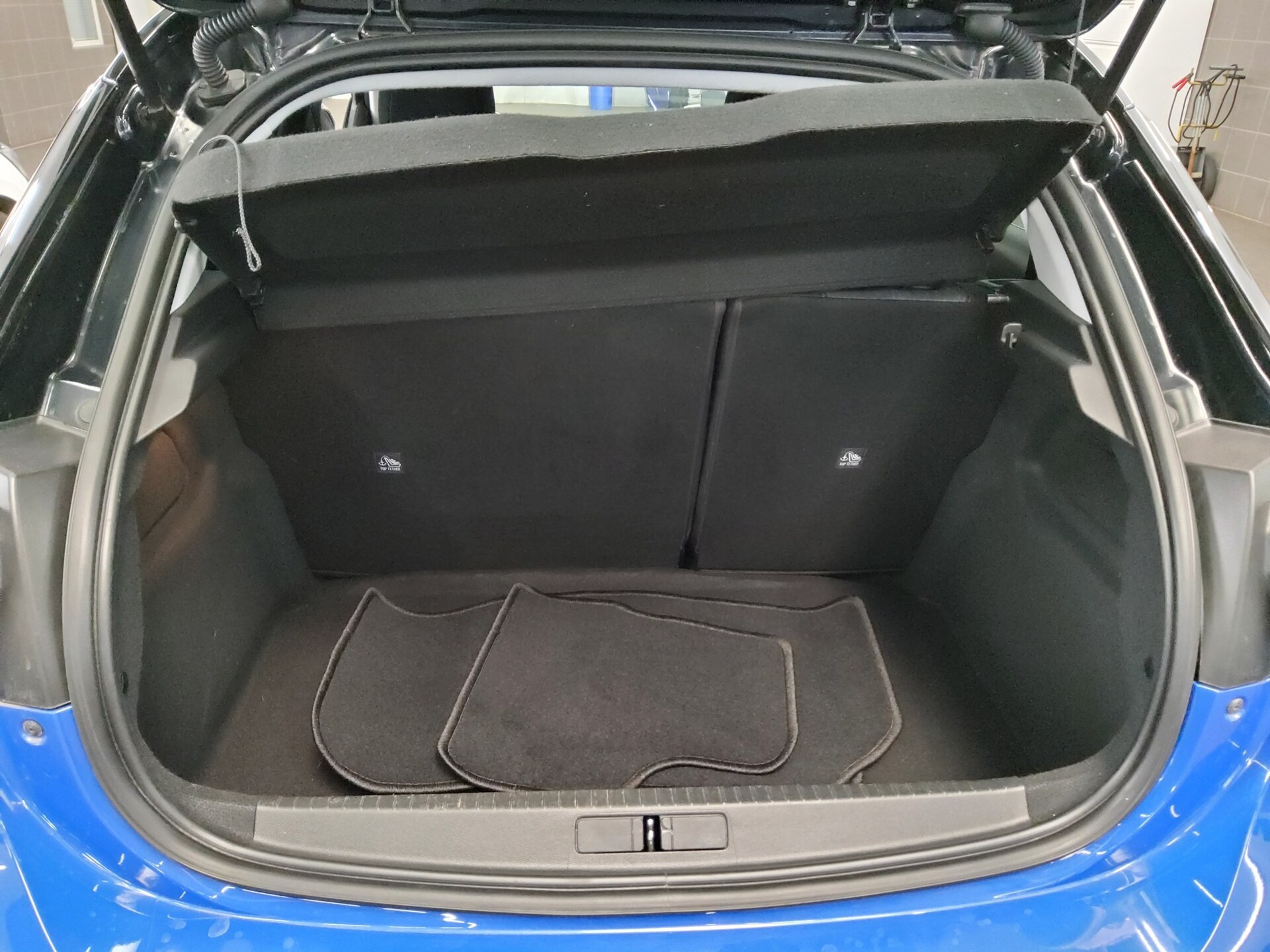 Opel Corsa 1.2 Edition Navi LED RfK PDC Shz Tempomat 11