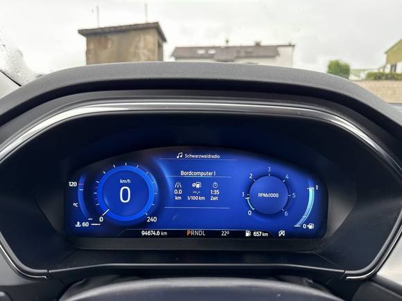 Ford Focus Turnier 1.5 EB Titanium X Navi LED Shz DC RFK 7