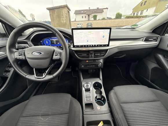 Ford Focus Turnier 1.5 EB Titanium X Navi LED Shz DC RFK 5