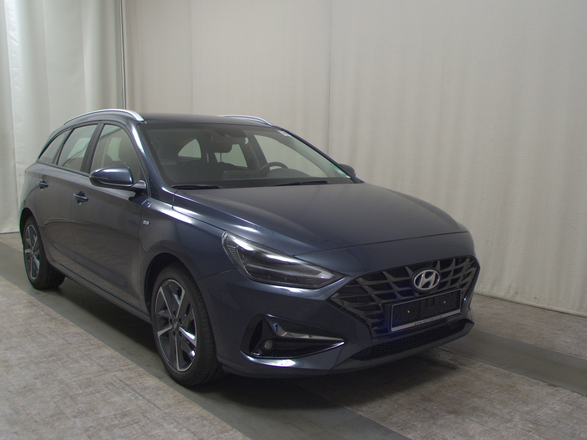 Hyundai i30 1.5 T-GDI Trend Navi LED RFK SHZ CarPlay 3