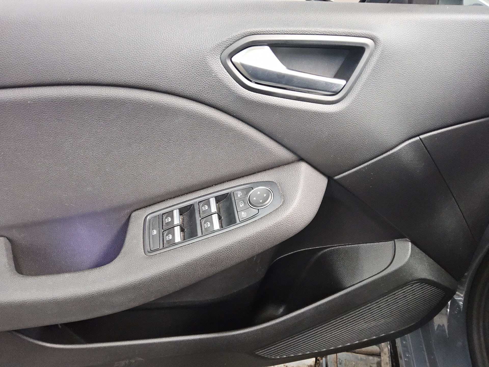 Renault Clio 1.3 TCe Intens 10