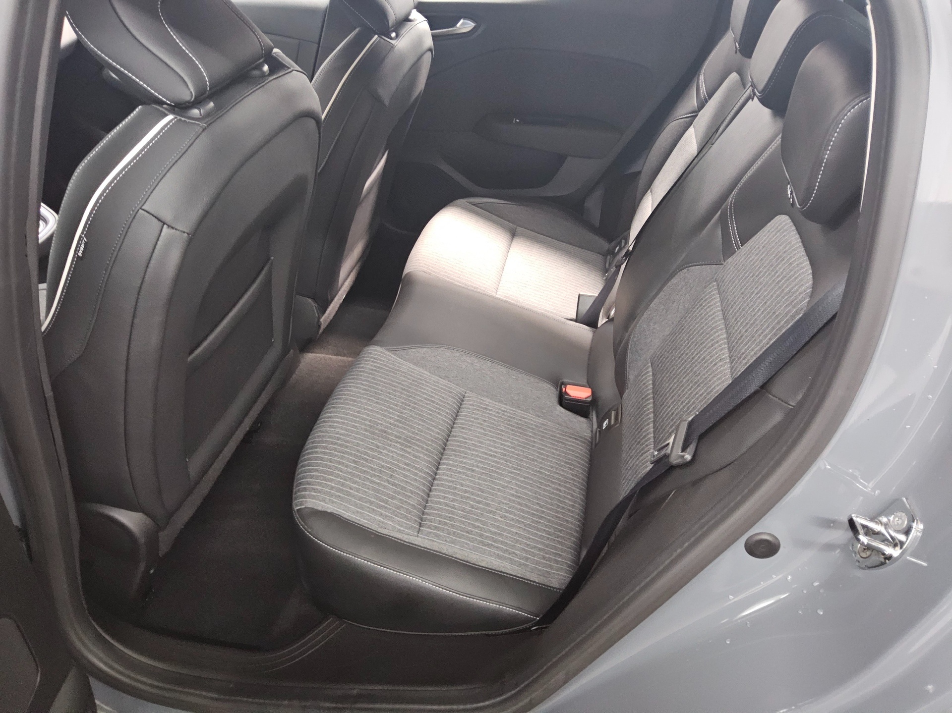 Renault Clio 1.3 TCe Intens 13