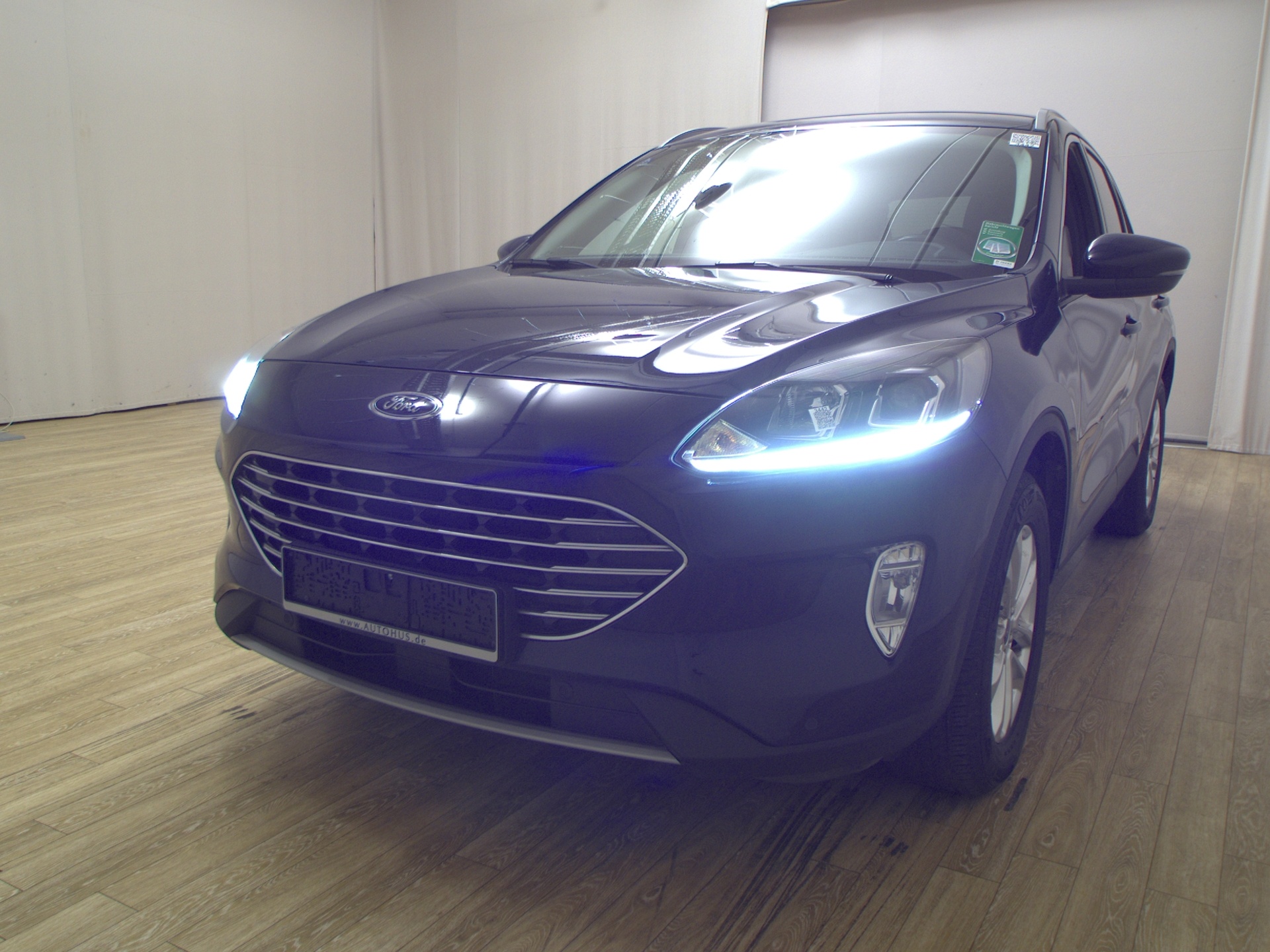 Ford Kuga 2.0 EB Titanium Navi DigiTacho AHK RFK LED 2