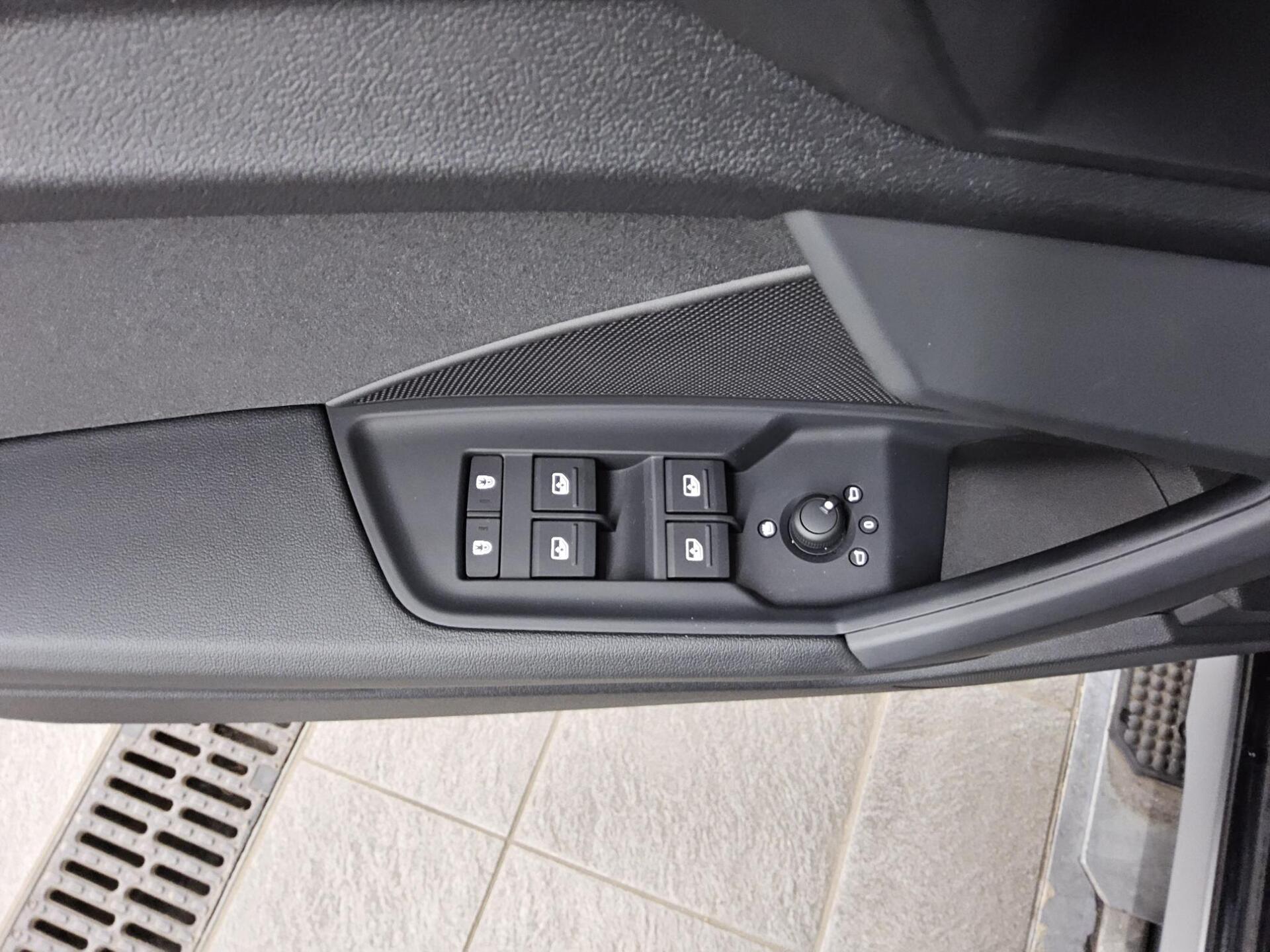 Audi A3 Sportback 30 TDI S-Line Navi LED Virtual Sound PDC 10