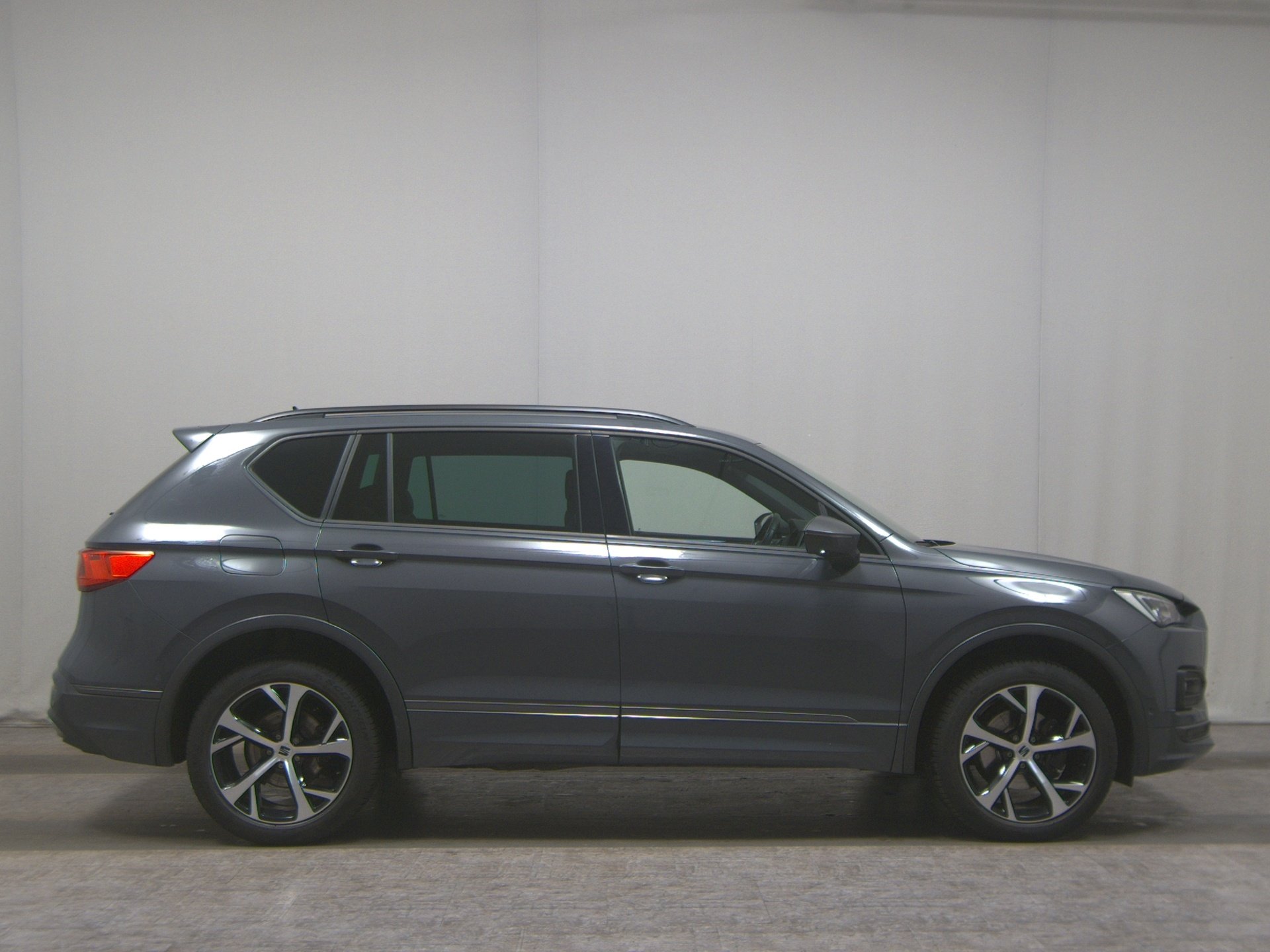 Seat Tarraco 2.0 TDI FR-Line 7-Sitze Leder Nav vc LED