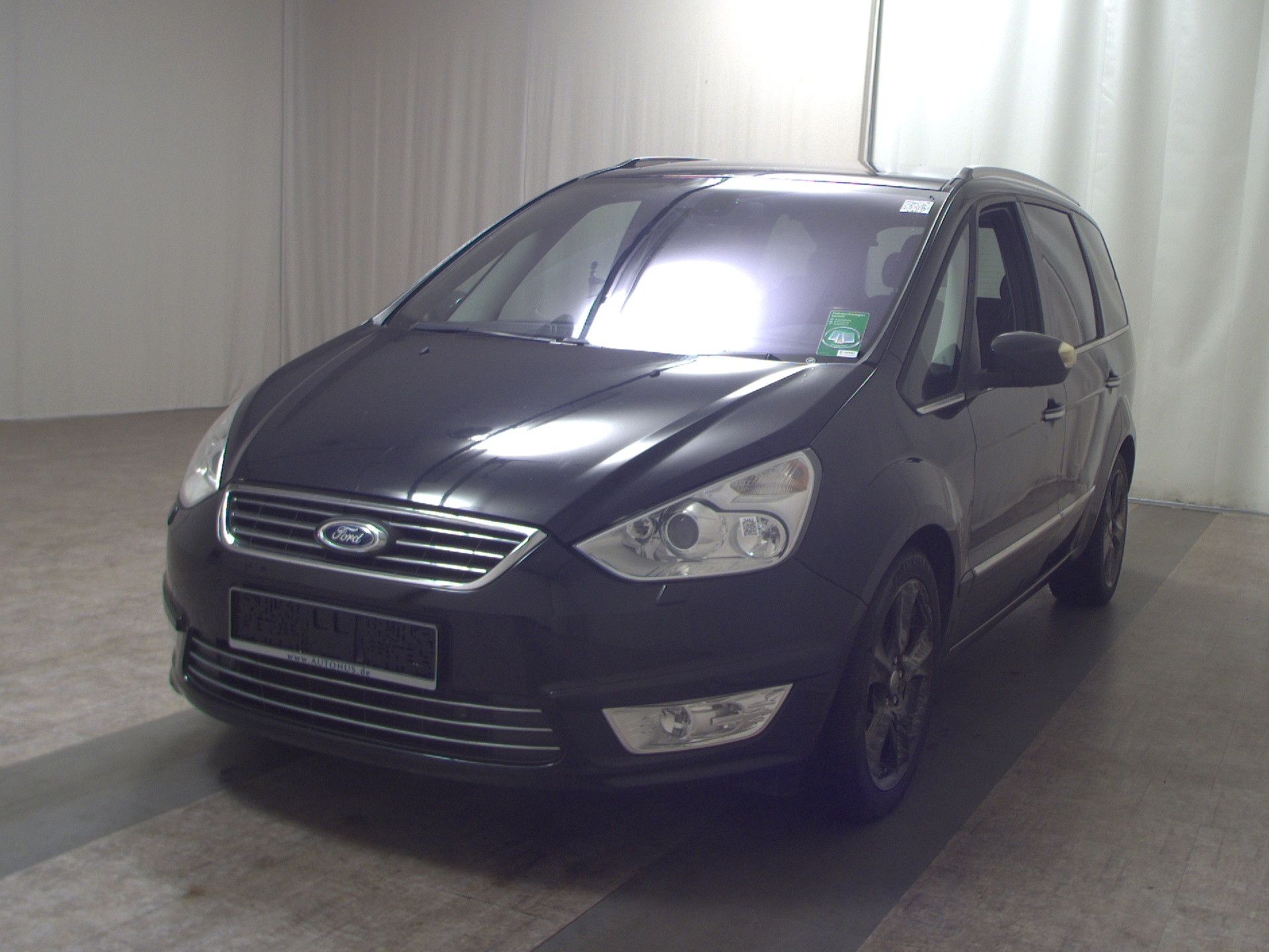 Ford Galaxy 2.0 TDCi Titanium 7-Sitzer RfK HU 03/27 2
