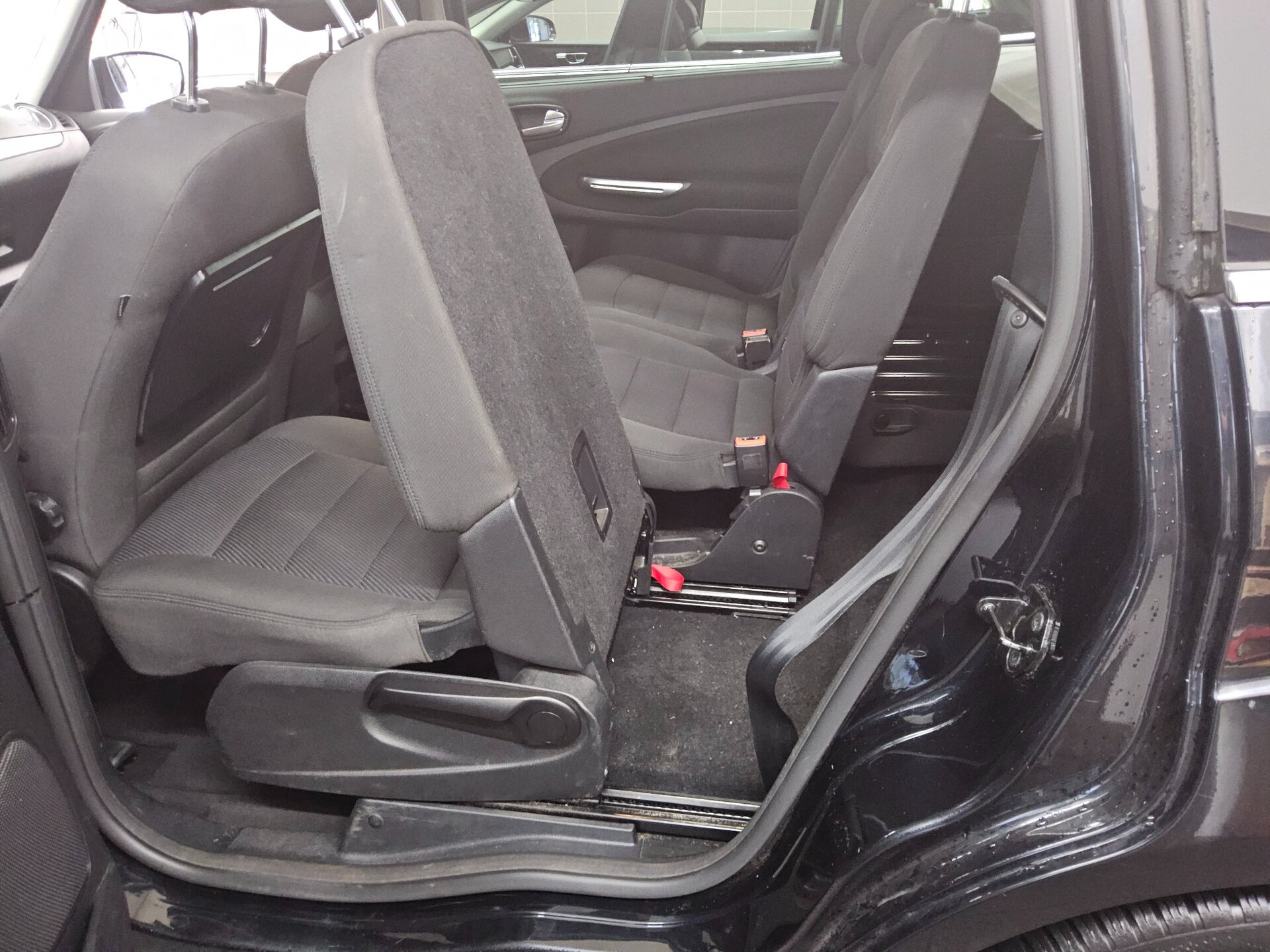 Ford Galaxy 2.0 TDCi Titanium 7-Sitzer RfK HU 03/27 13