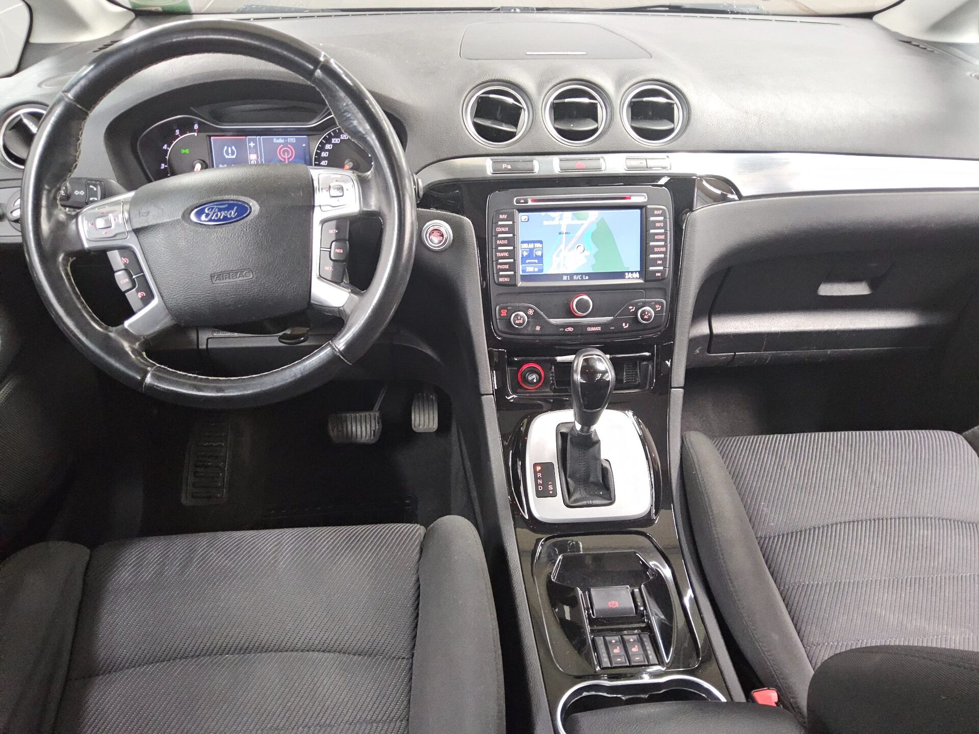 Ford Galaxy 2.0 TDCi Titanium 7-Sitzer RfK HU 03/27 5