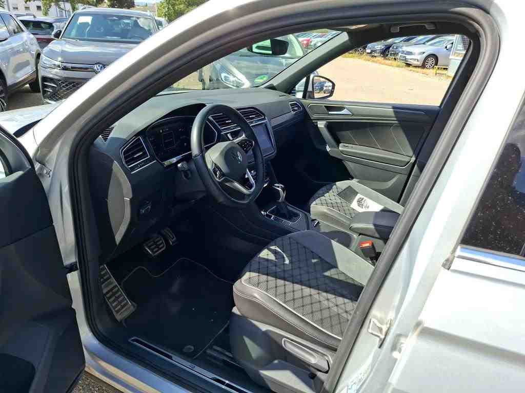 Volkswagen Tiguan 2.0 TDI R-Line NAVI DC LED AHK 6