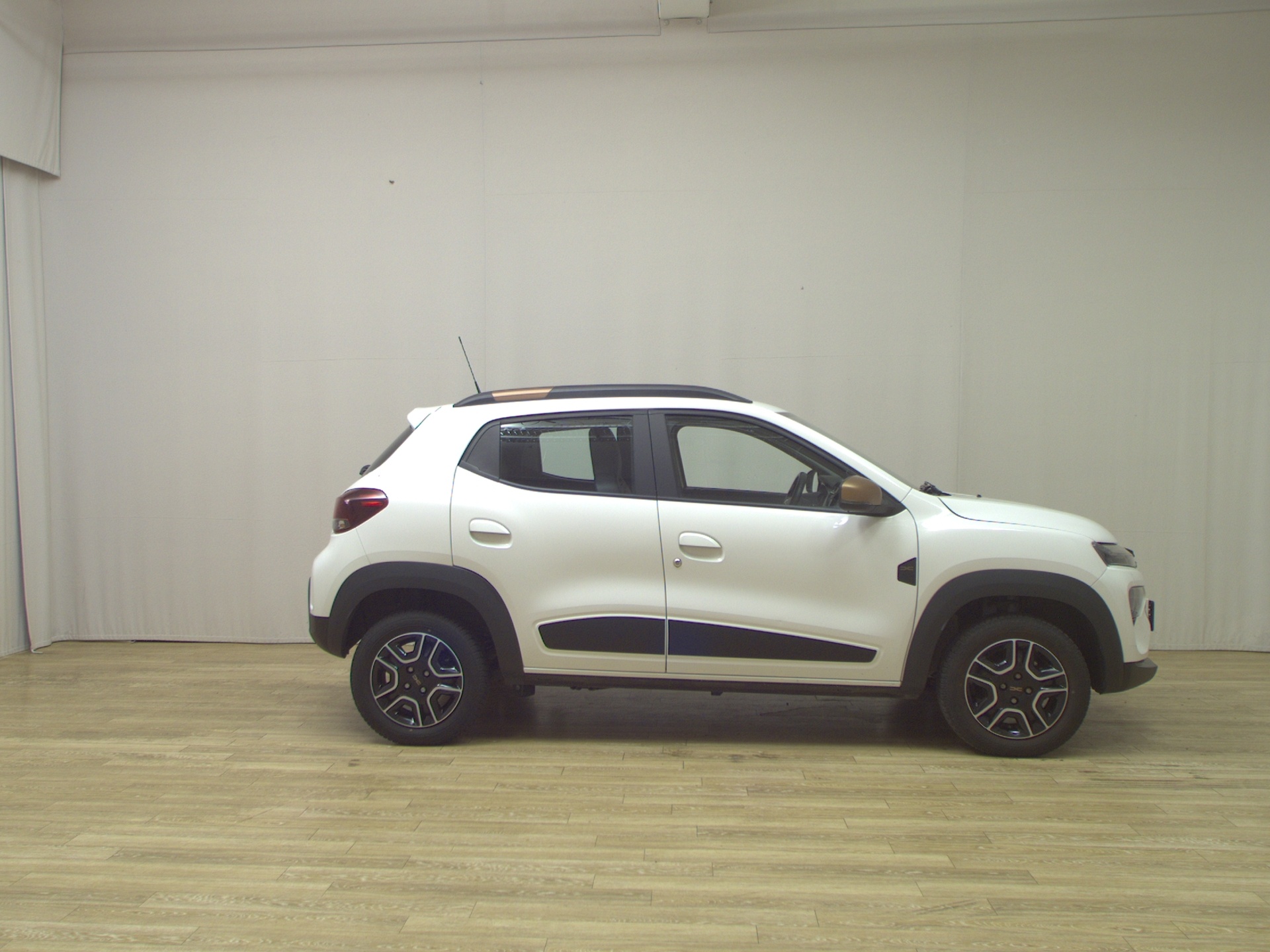 Dacia Spring Electric T-Leder