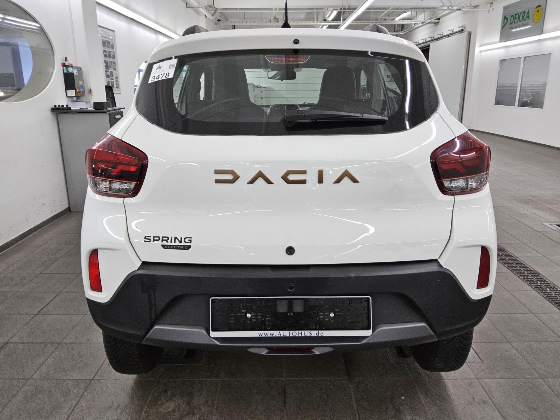 Dacia Spring Electric T-Leder 10
