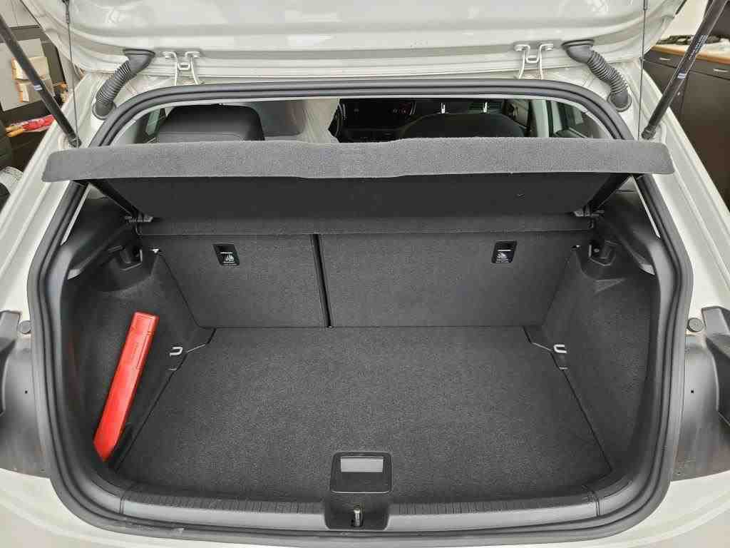Volkswagen Polo 1.0 TSI Life NAVI LED DC 11