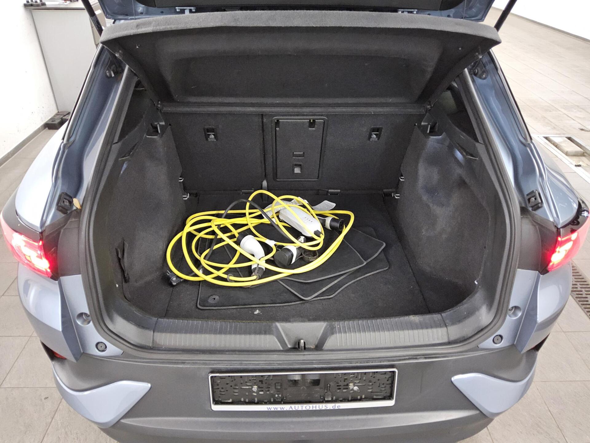 Volkswagen ID.4 T-Leder Navi IQ.Light 13