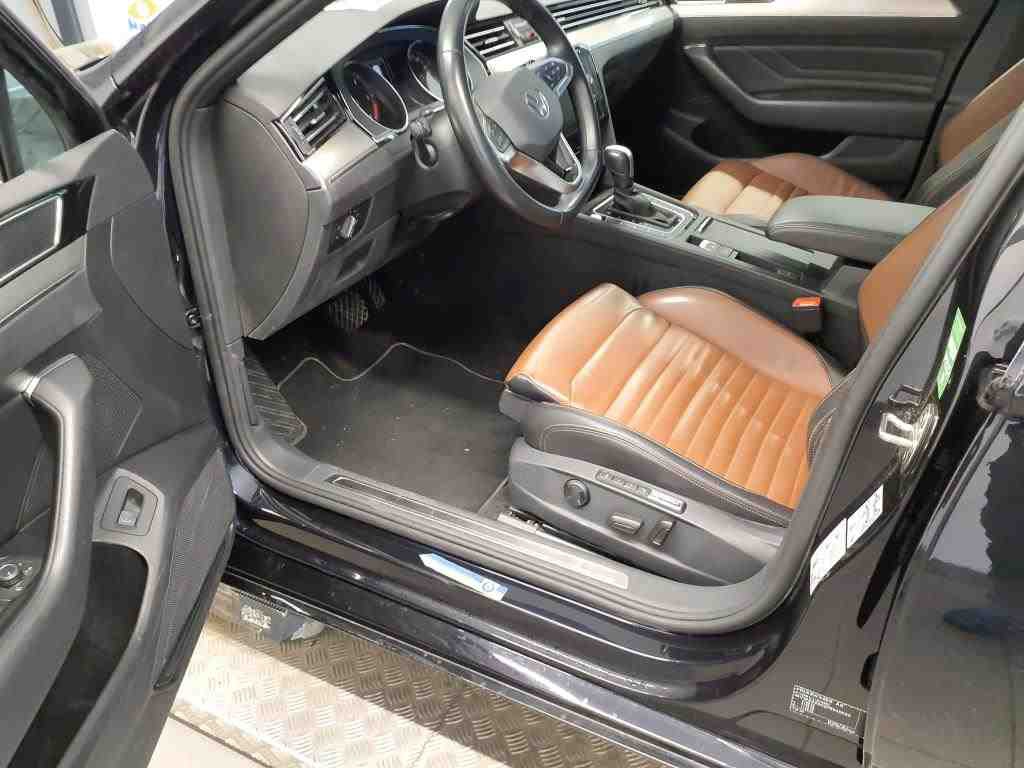 Volkswagen Passat Variant 2.0 TDI Elegance LEDER NAVI LED RFK 7