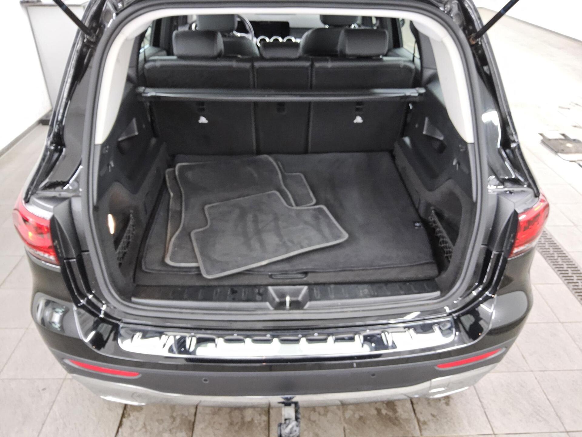 Mercedes-Benz GLB 200 d Progressive Navi LED Shz T-Leder 12