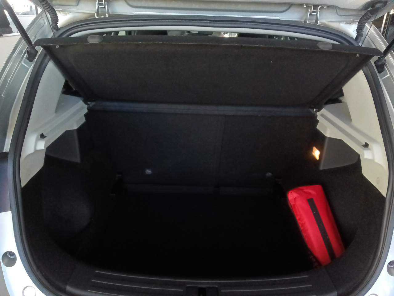 MG ZS Luxury Navi LED Pano Leder 360° 10