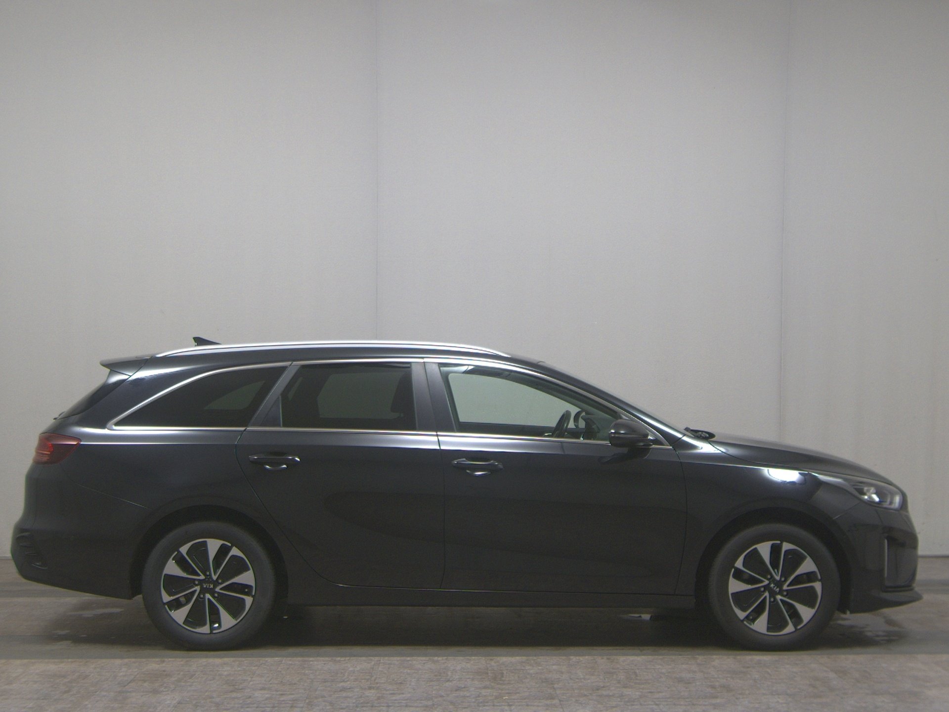 Kia cee'd Sportswagon 1.6 T-GDI PHEV Vision Navi
