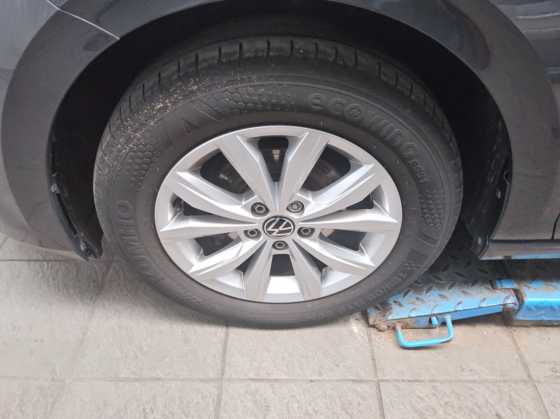 Volkswagen Polo 1.0 TSI Comf. Navi PDC ACC Alu 10