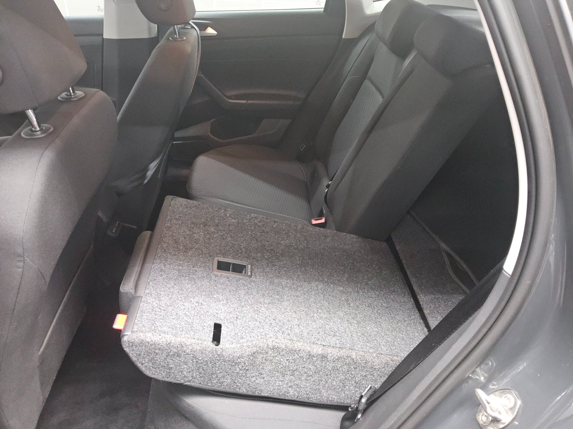 Volkswagen Polo 1.0 TSI Comf. Navi PDC ACC Alu 12