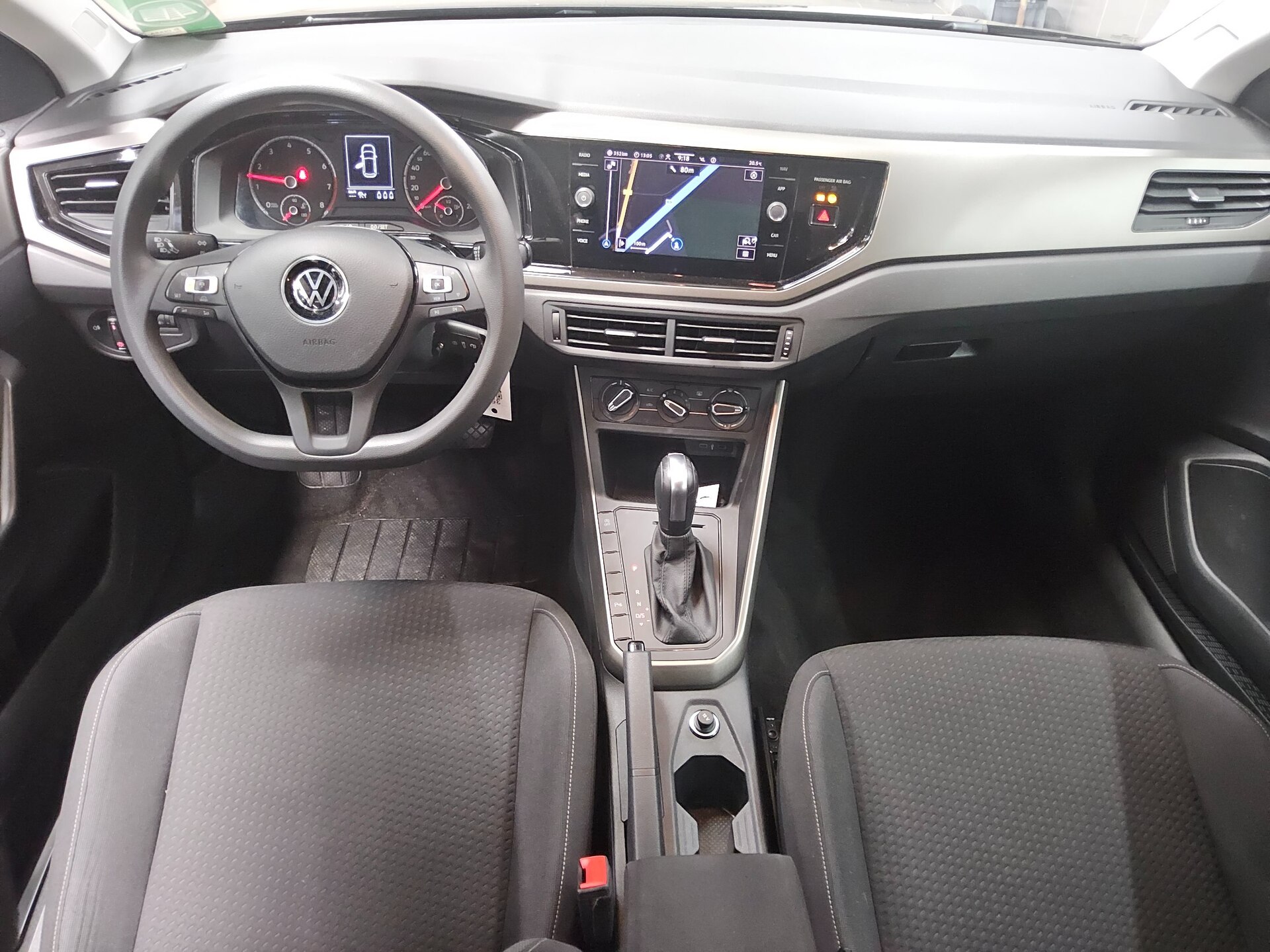 Volkswagen Polo 1.0 TSI Comf. Navi PDC ACC Alu 5