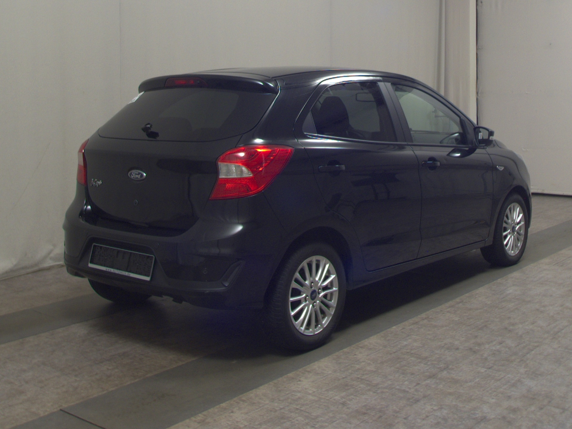 Ford Ka+ 1.2 Cool&Connect PDC Tempomat SHZ 4