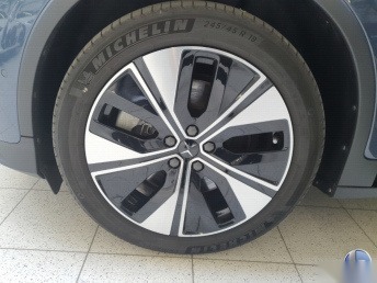 Polestar 2 NAVI SHZ LED ACC SPURHALTE 11