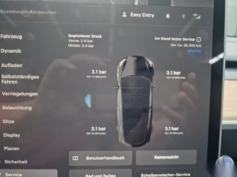 Tesla Model Y NAVI SHZ RFK LED KEYLESS 10
