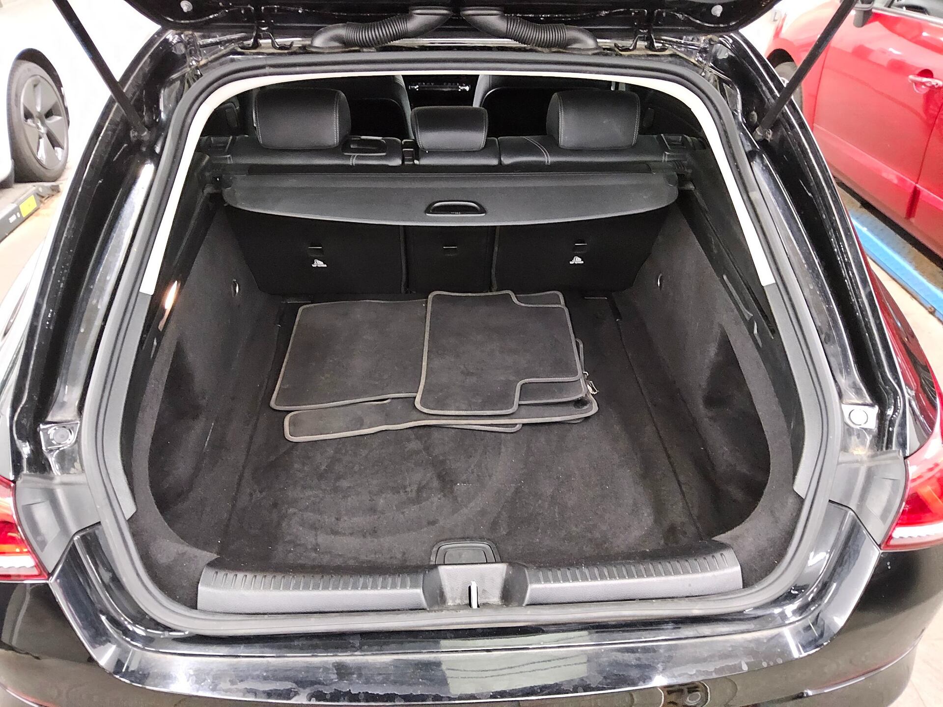 Mercedes-Benz CLA 220 SB d Progressive Leder Navi LED 12
