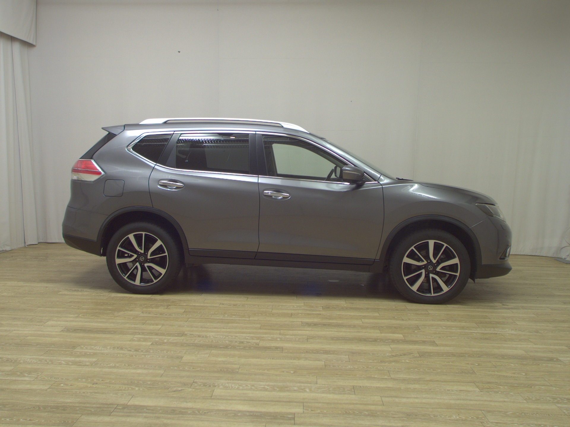 Nissan X-Trail 2.0 DCI  4x4 N-Vision Pano Navi 360°